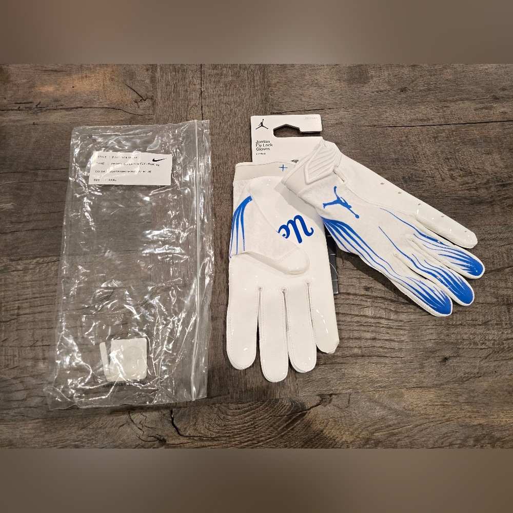 JORDAN FLY LOCK UCLA BRUINS PROMO PLAYER ISSUE FOOTBALL GLOVES MENS